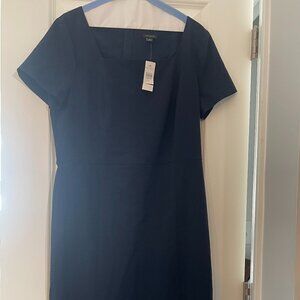 ANN TAYLOR PETITE SQUARE NECK SHEATH DRESS - SEASONAL STRETCH SIZE 12